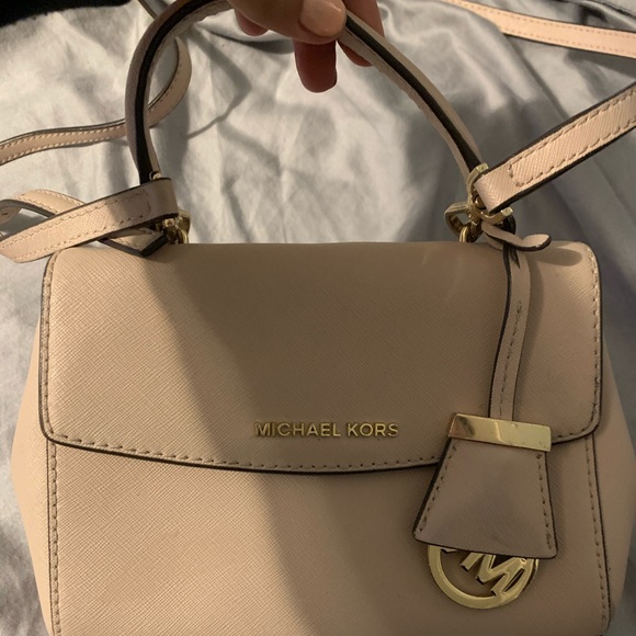 Mk handbag - Picture 1 of 2